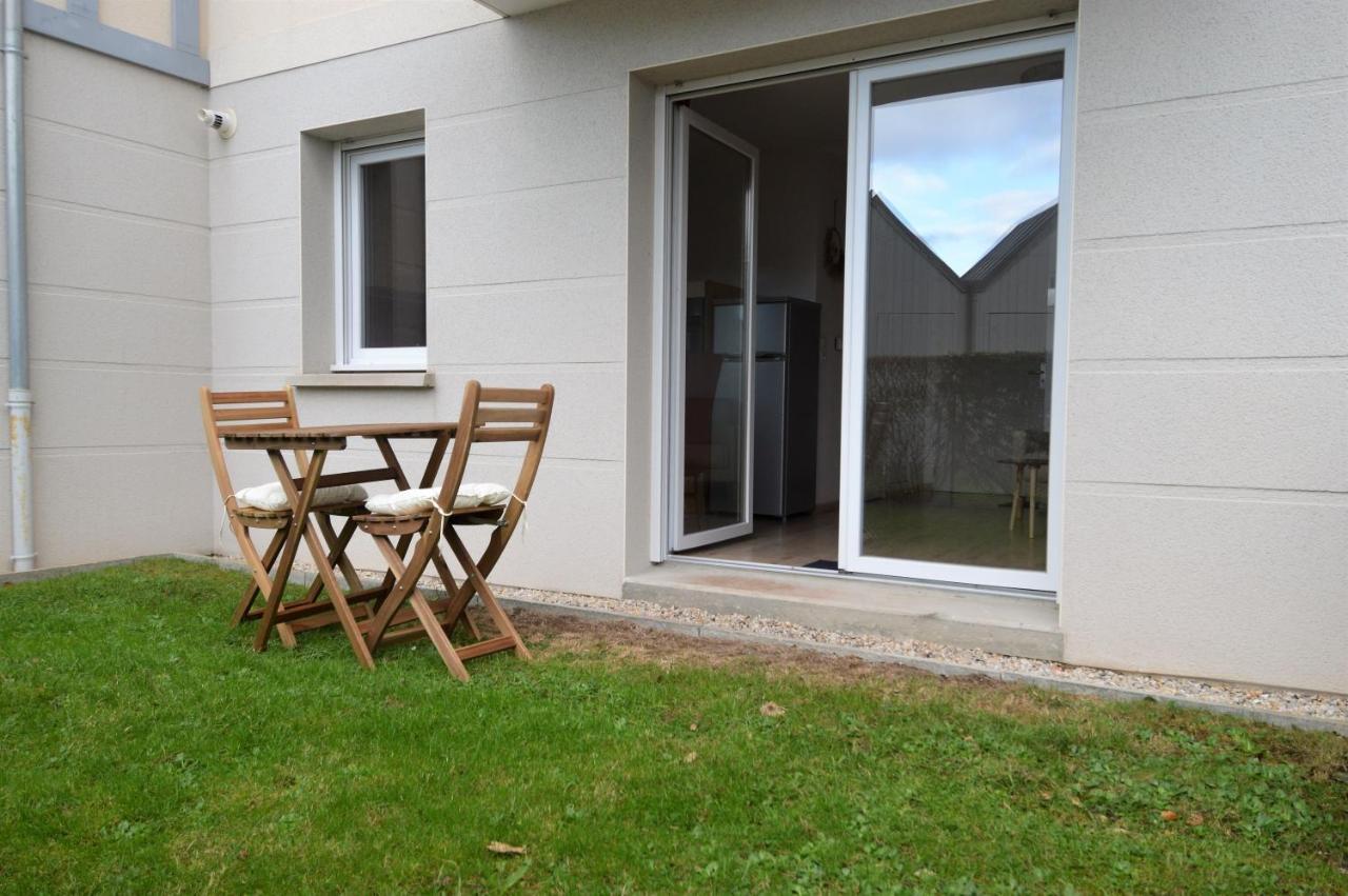 Jardin - A 50M De La Plage - Wifi - Parking Courseulles-sur-Mer Exterior photo